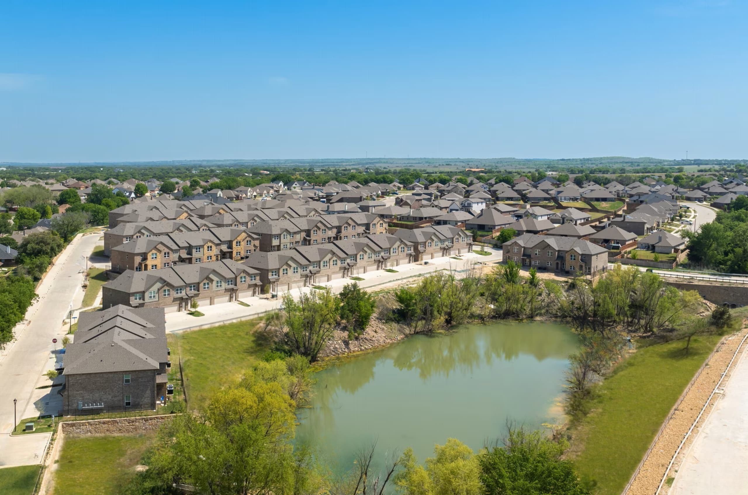 Aerial view of Stone Lake Townhomes, Weatherford, Texas